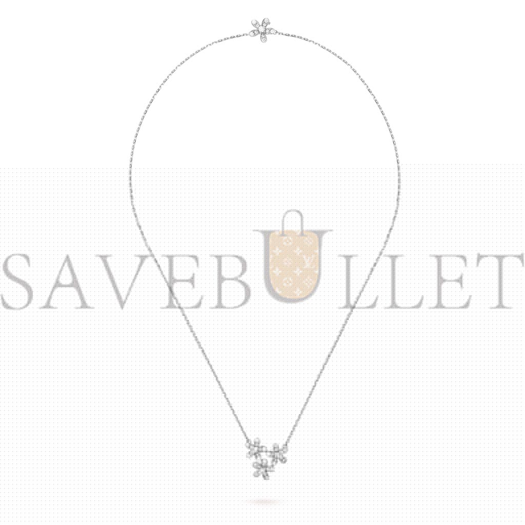 v*n cl*f arpels socrate pendant, 3 flowers - white gold, Di*m*nd  vcarb14900